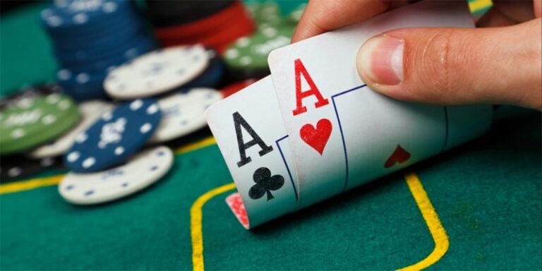 Chơi poker kiếm tiền - Chiến lược và Kinh nghiệm